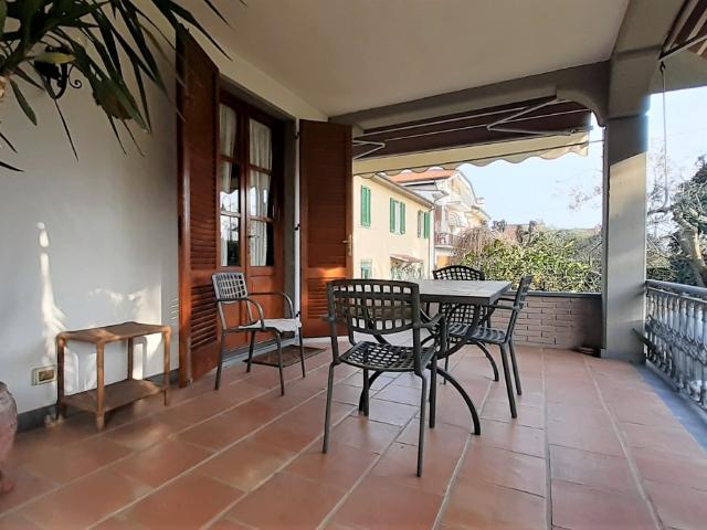 Villa Indipendente in affitto a Montignoso, Toscana