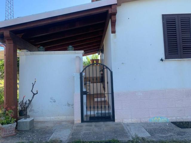 Villa Indipendente in affitto a Borgo Rurale Pascarosa, Puglia