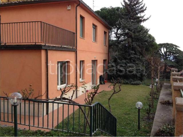Villa Indipendente in affitto a Sant'Erminio, Cenerente