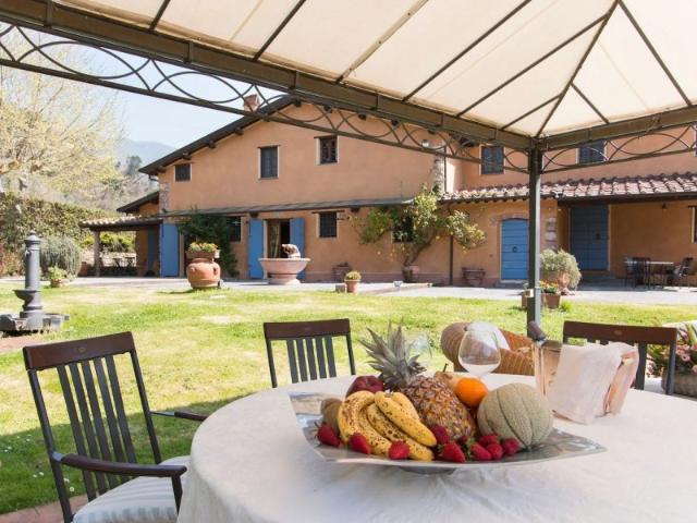 Villa Indipendente in affitto a Tonfano, Toscana