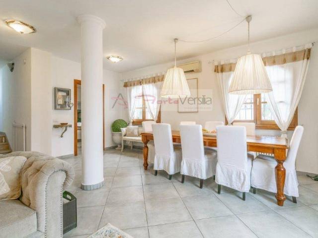 Villa Indipendente in affitto a Frasso, Seravezza