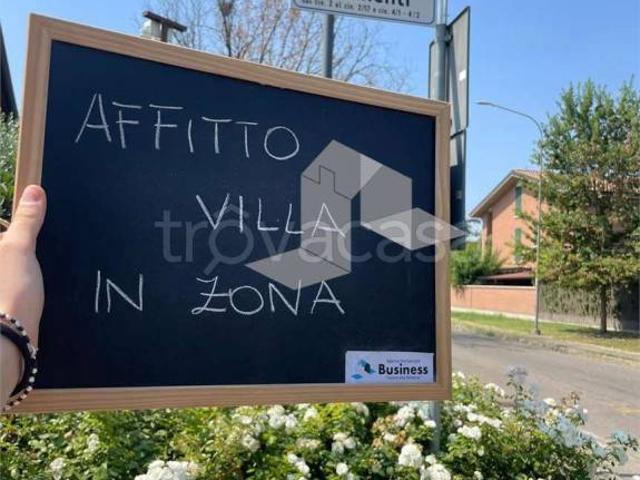 Villa Indipendente in affitto a Reggio Emilia