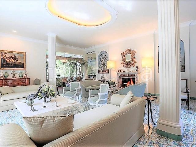 Villa Indipendente in affitto a Pinciano, Roma