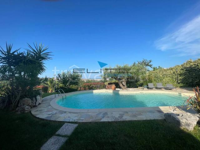Villa Indipendente in affitto a Spoltore, Abruzzo