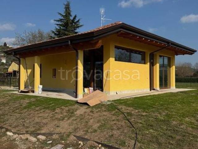 Villa Indipendente in affitto a Verona, Quinzano