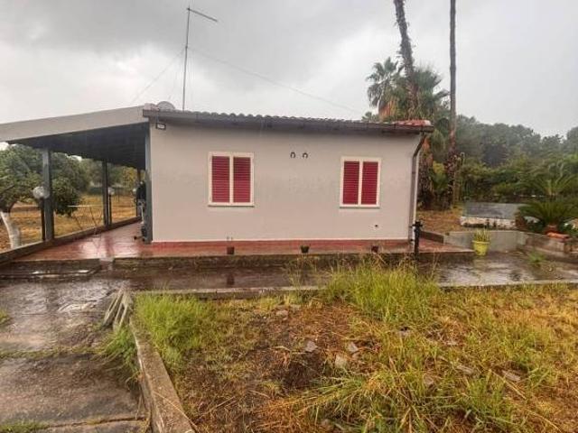 Villa Indipendente in affitto a Brucoli, Augusta