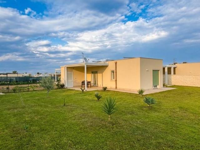Villa Indipendente in affitto a Brucoli, Augusta