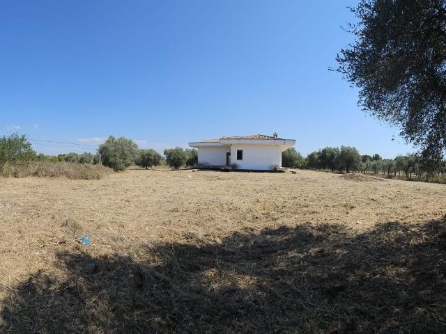 Villa Indipendente in vendita a Campo di Carne, Aprilia