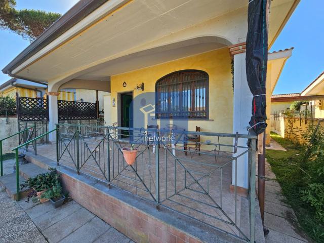 Villa Indipendente in vendita a Colle Romito, Roma Capitale