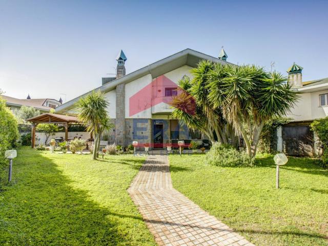 Villa Indipendente in vendita a Roma Capitale, Lazio