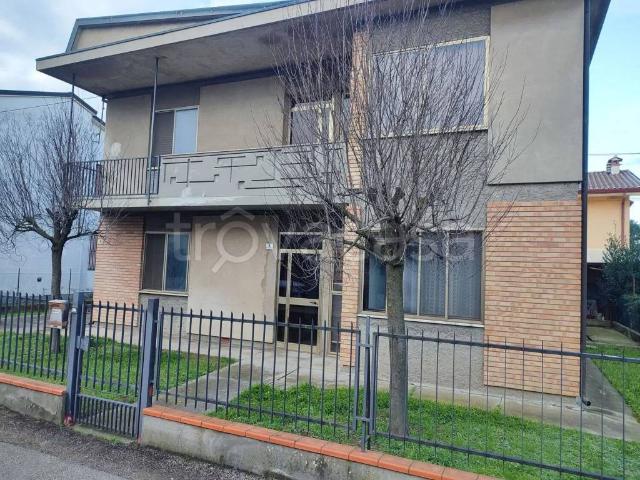 Villa Indipendente in vendita a Unione dei comuni della Bassa Romagna, Bagnacavallo