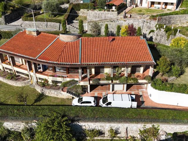 Villa Indipendente in vendita a Unione dei comuni Media Valle del Serchio, Ponte A Serraglio