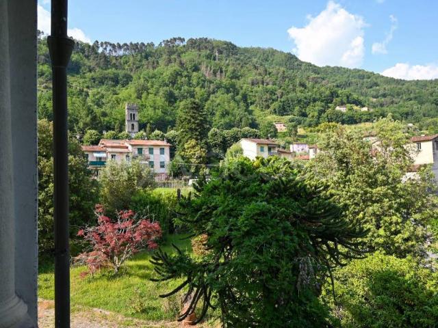 Villa Indipendente in vendita a Unione dei comuni Media Valle del Serchio, Fornoli