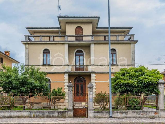 Villa Indipendente in vendita a Bagnolo Mella, Lombardia