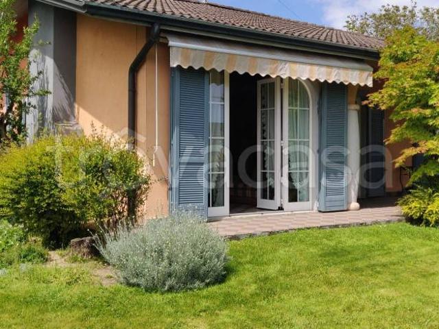 Villa Indipendente in vendita a Bagnolo Mella, Lombardia