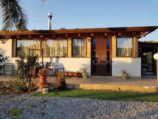Villa Indipendente in vendita a Cannistrà, Barcellona Pozzo Di Gotto