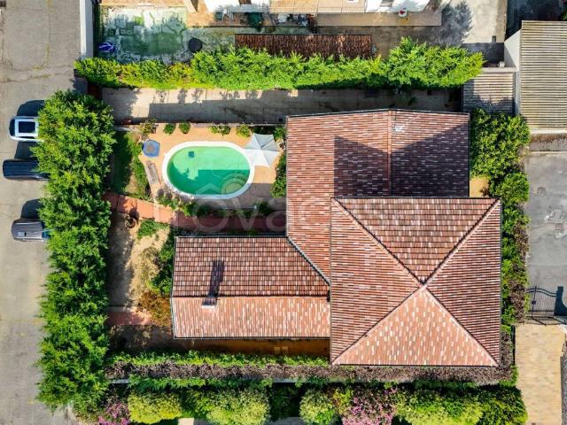 Villa Indipendente in vendita a Unione dei Comuni Bassa Bresciana Occidentale, Orzinuovi