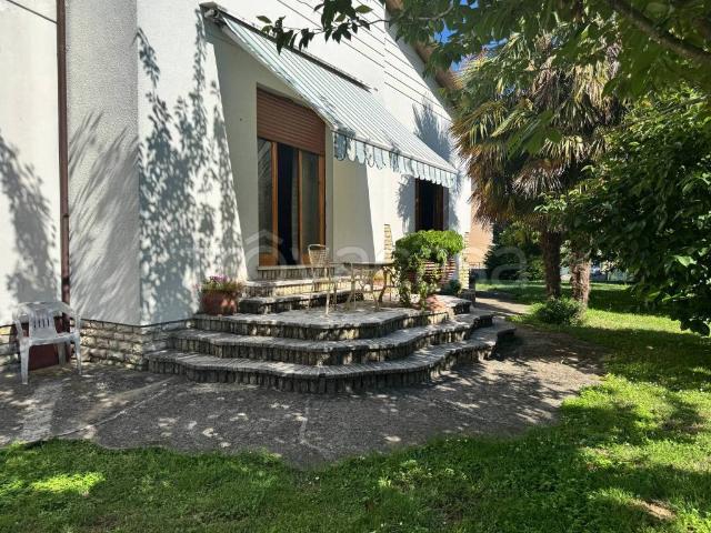 Villa Indipendente in vendita a Unione dei comuni Media Valle del Serchio, Barga