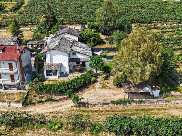 Villa Indipendente in vendita a Torriana, Piemonte