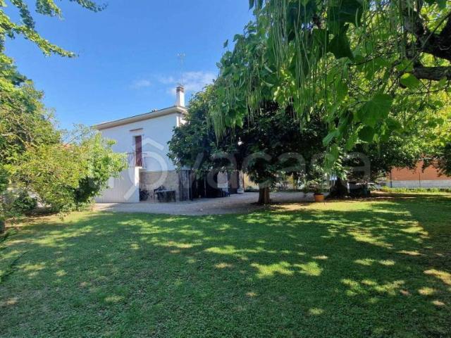 Villa Indipendente in vendita a Baricella, Bologna