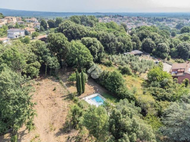Villa Indipendente in vendita a Bassano Romano, Lazio