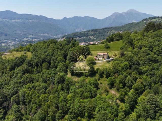 Villa Indipendente in vendita a Bröl, Berbenno
