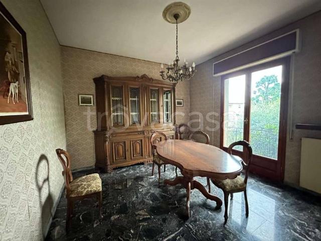 Villa Indipendente in vendita a Besenzone, Reggio Emilia