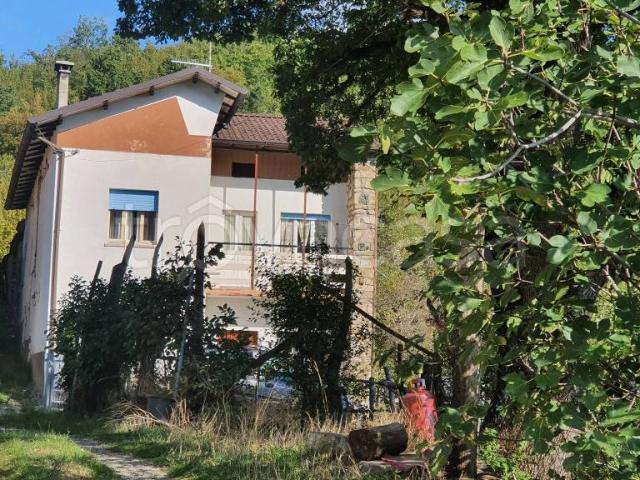 Villa Indipendente in vendita a Bettola, Reggio Emilia