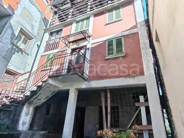 Villa Indipendente in vendita a Piemonte, Vercelli