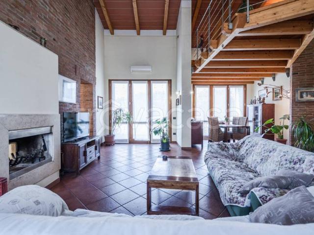 Villa Indipendente in vendita a Unione Alto Ferrarese, Bondeno