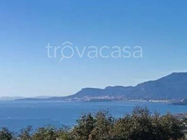 Villa Indipendente in vendita a Bordighera, Liguria