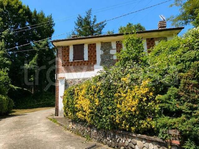 Villa Indipendente in vendita a Unione dei comuni Media Valle del Serchio, Borgo A Mozzano