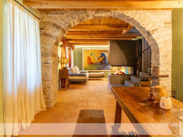 Villa Indipendente in vendita a Tiago, Borgo Valbelluna