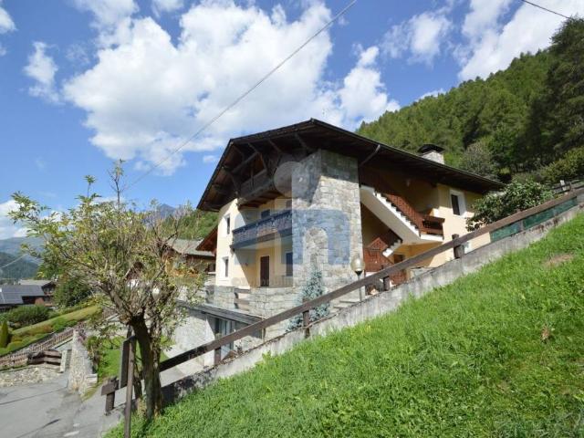 Villa Indipendente in vendita a Dossorovina, Bormio
