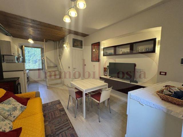 Villa Indipendente in vendita a Borzonasca, Liguria