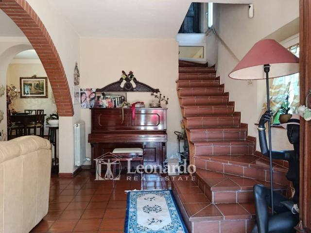 Villa Indipendente in vendita a Massarosa, Toscana