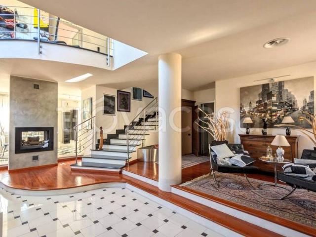 Villa Indipendente in vendita a Bressana Bottarone, Lombardia