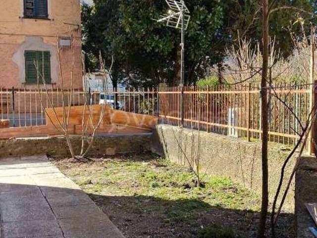 Villa Indipendente in vendita a Montoggio, Liguria