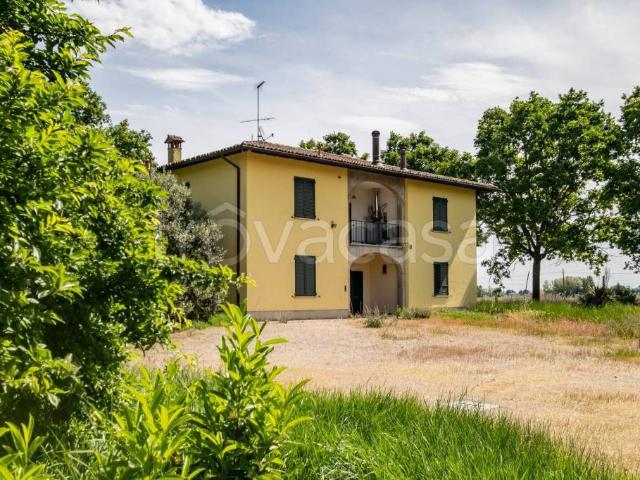 Villa Indipendente in vendita a Budrio, Reggio Emilia