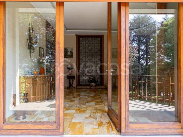 Villa Indipendente in vendita a Bulciago, Lombardia