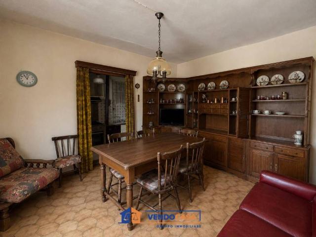 Villa Indipendente in vendita a Piemonte, Asti