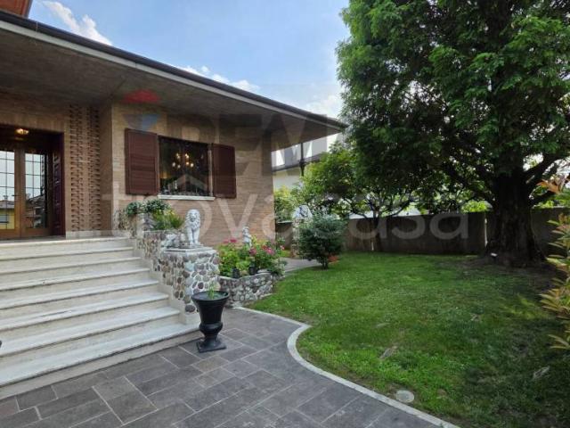 Villa Indipendente in vendita a Caldogno, Veneto