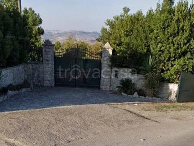 Villa Indipendente in vendita a Caltanissetta, Sicilia