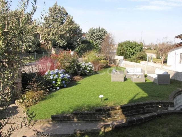 Villa Indipendente in vendita a Calvisano, Lombardia