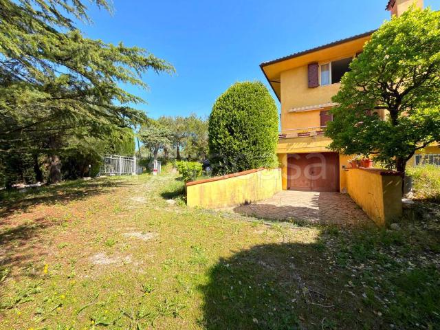 Villa Indipendente in vendita a Marche, Ancona