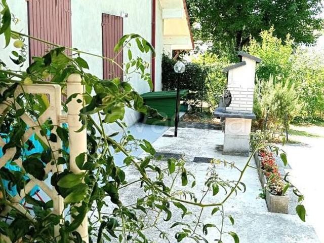 Villa Indipendente in vendita a Val d’Enza, Re