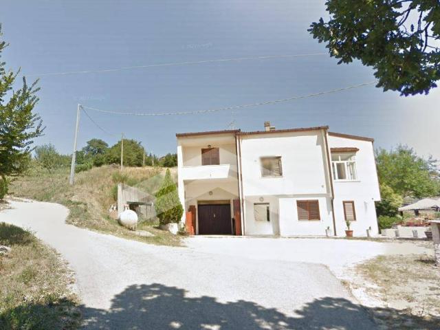 Villa Indipendente in vendita a Colle delle Api, Campobasso