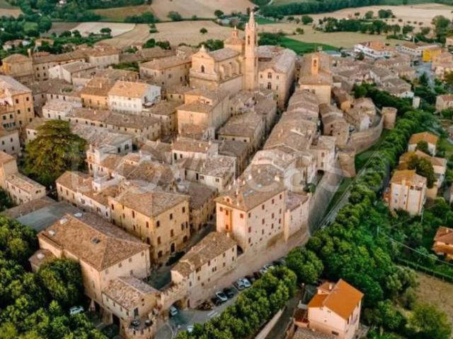 Villa Indipendente in vendita a Marche, Fermo