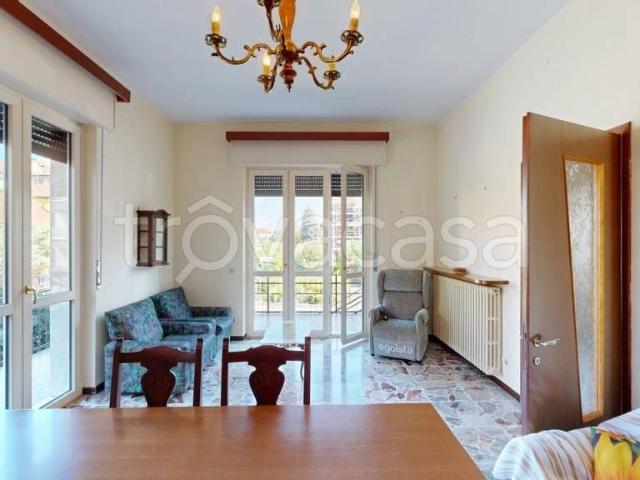 Villa Indipendente in vendita a Valverde, Canegrate