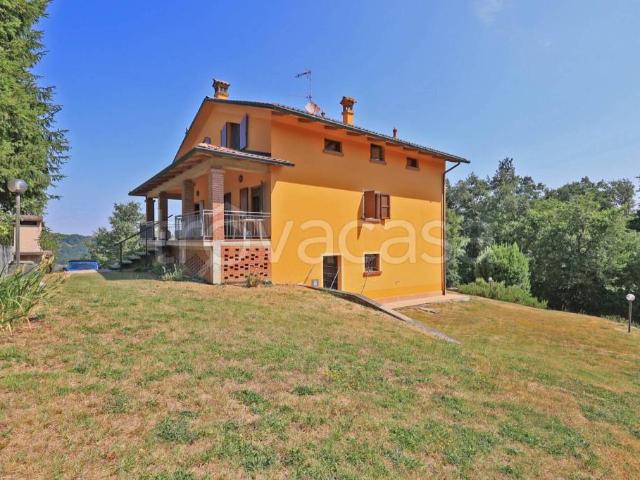 Villa Indipendente in vendita a Val d’Enza, Re